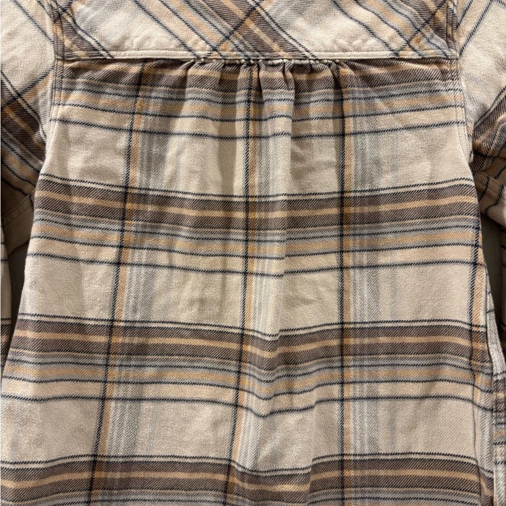 Patagonia Striped Shirt in Beige and Blue flannel used good conditions - Picture 6 of 9
